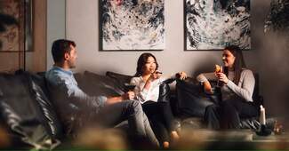 Ísafold lounge and bar.jpg