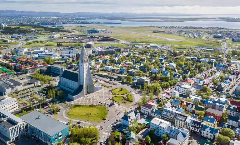 Sunny day in Reykjavík