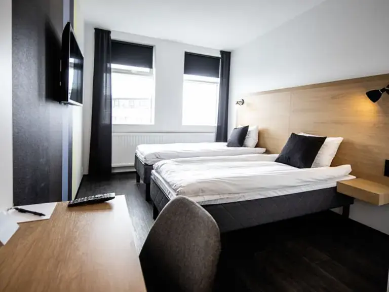 9744_standad-twin-first-hotel-kopav
