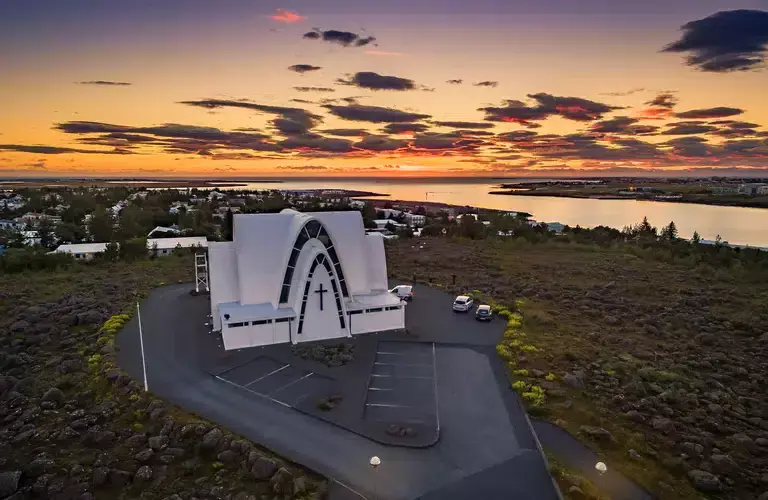 kópavogur church